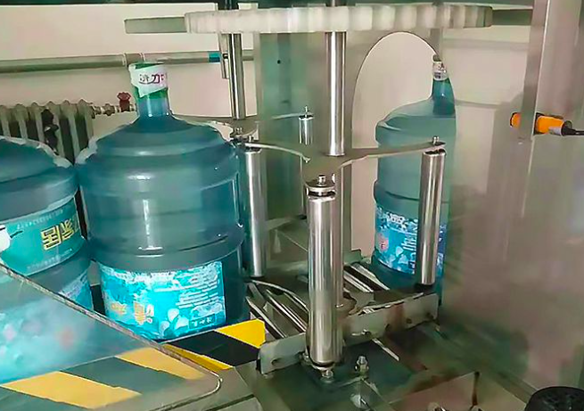 五加仑大桶水套袋机-半自动套袋机-套袋机故障检修